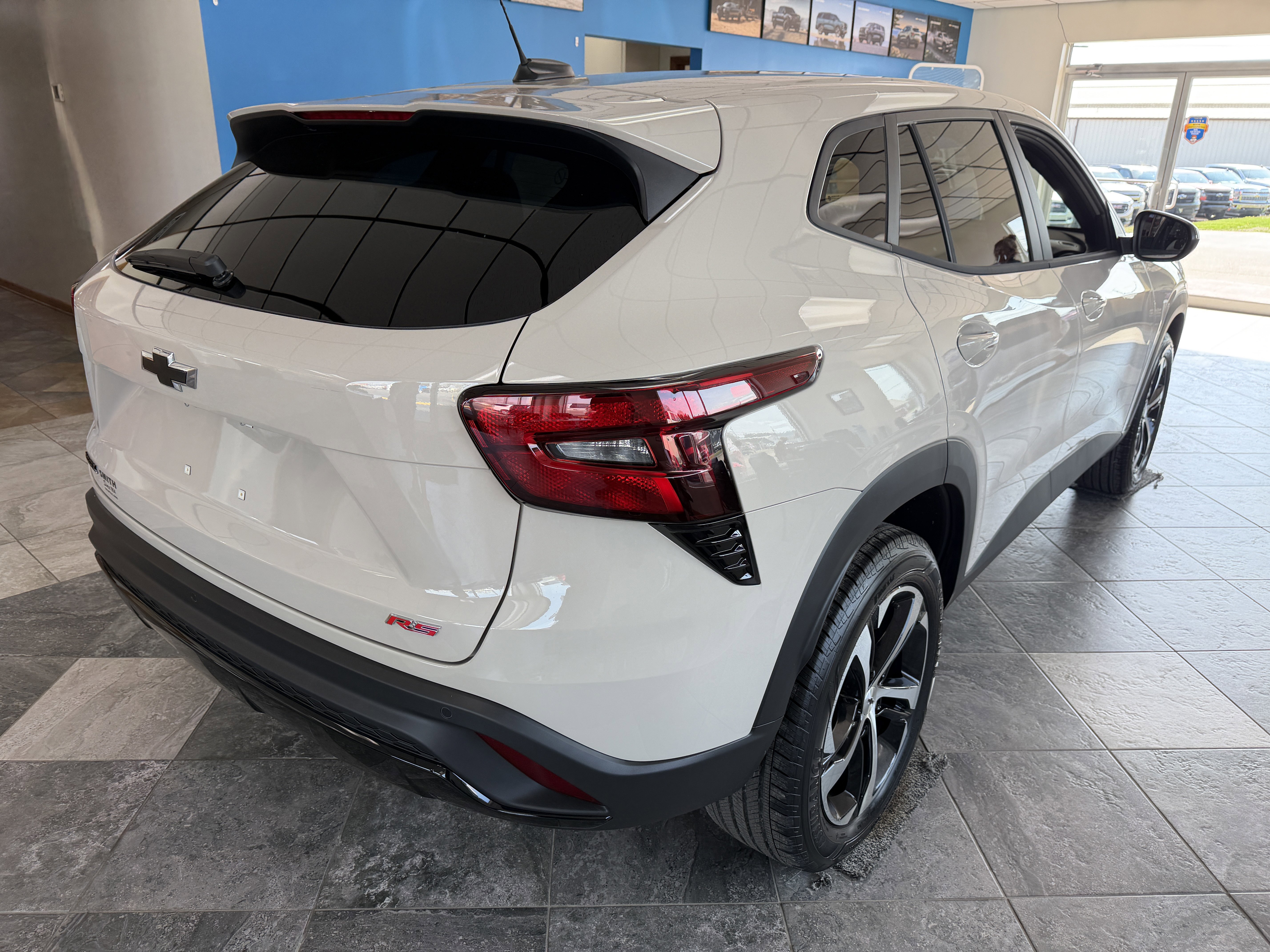 New 2026 Chevrolet Trax RS image 3