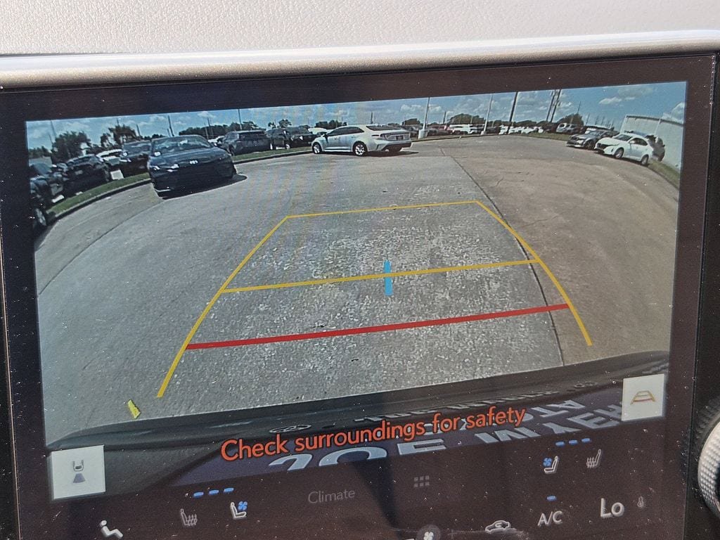 Used 2024 Lexus NX 250 FWD image 18