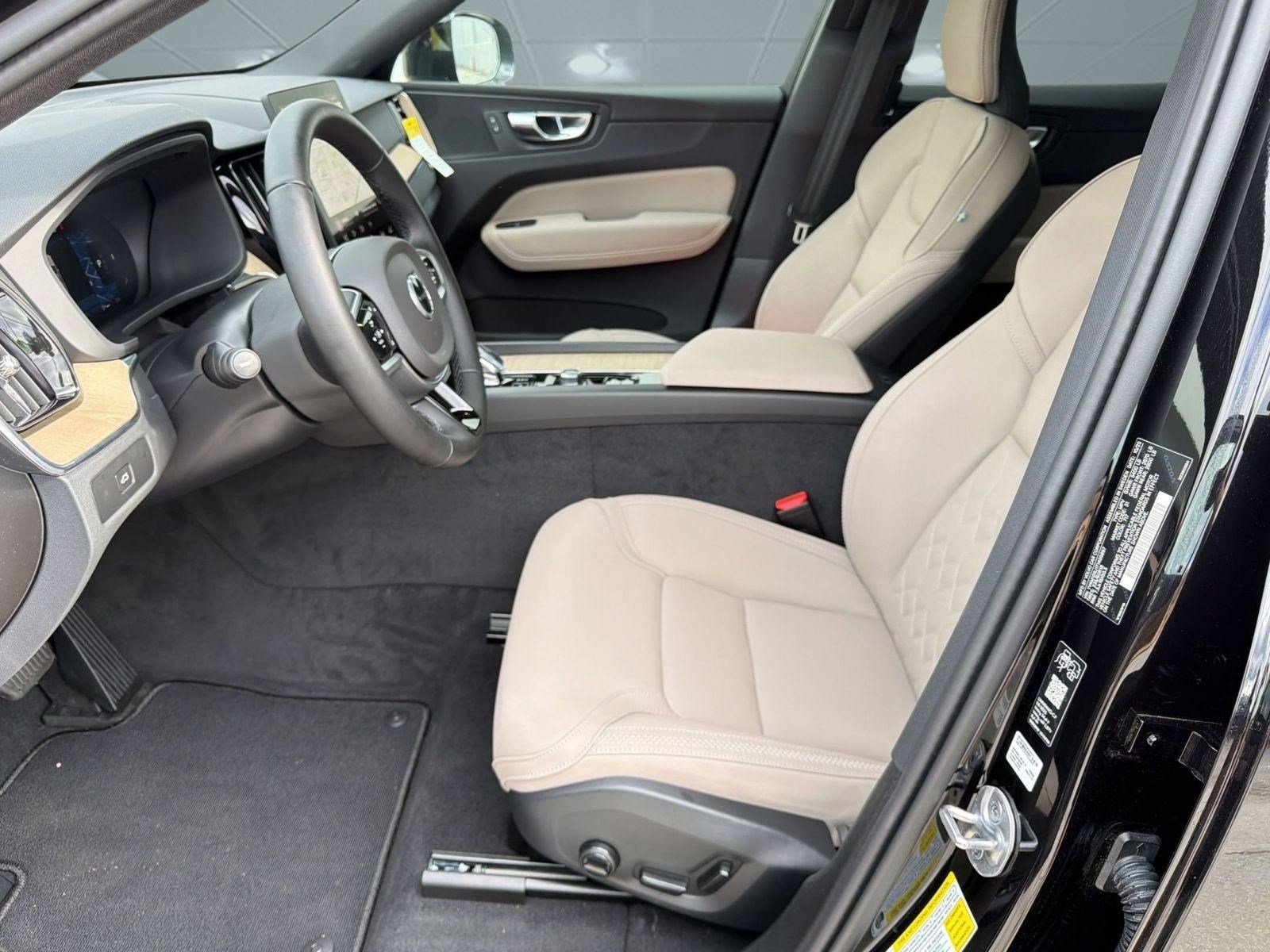 New 2026 Volvo XC60 B5 Core w/ Protection Package Premier AWD/4WD image 5