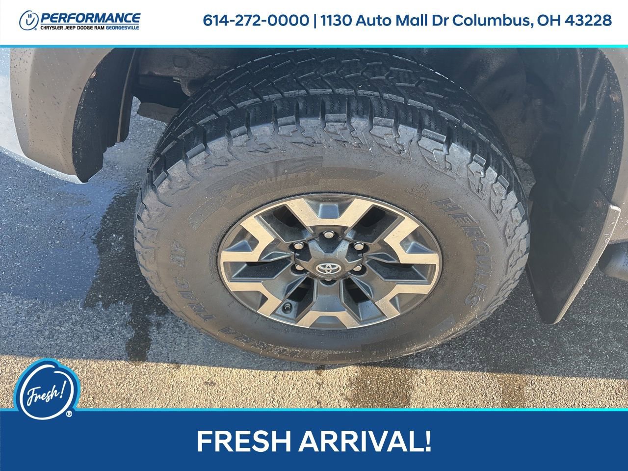 Used 2019 Toyota Tacoma TRD Off-Road image 10