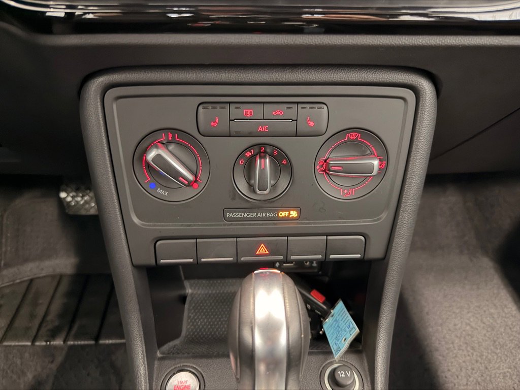 Used 2018 Volkswagen Beetle S image 23