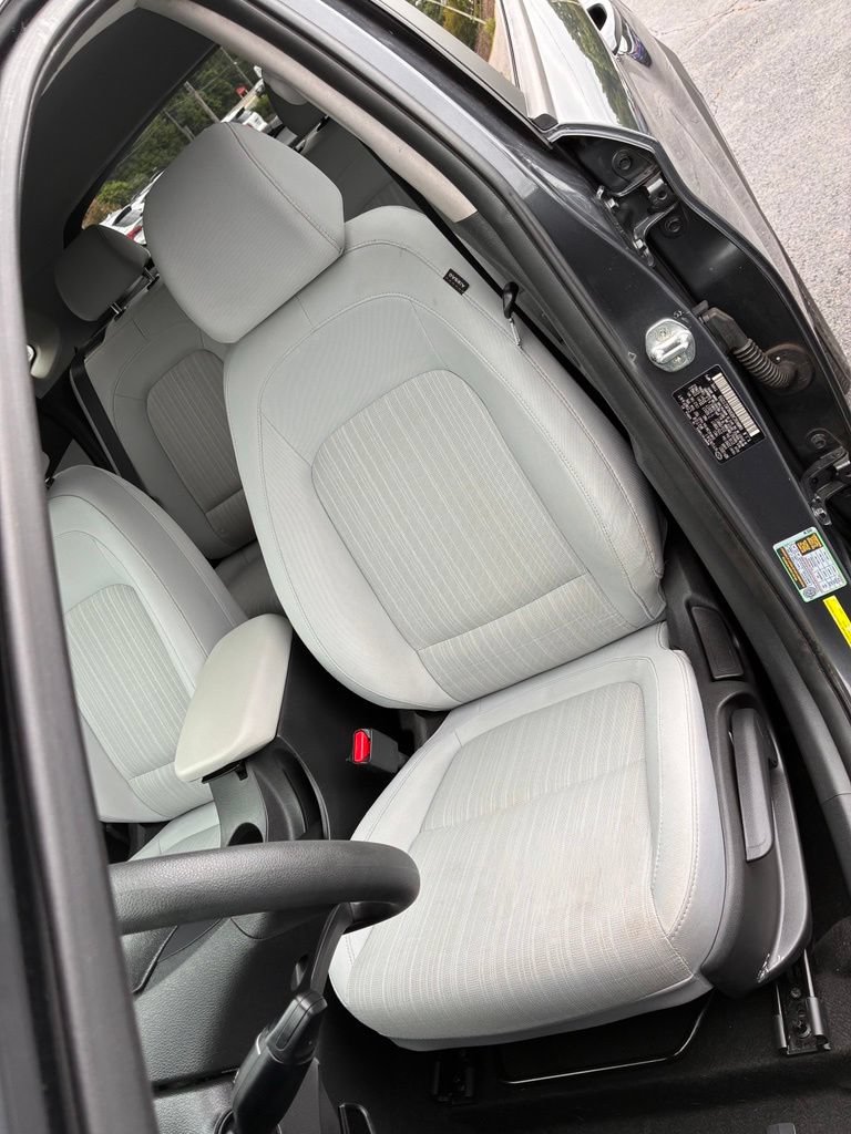 Used 2022 Hyundai Kona SEL w/ Cargo Package AWD/4WD image 17