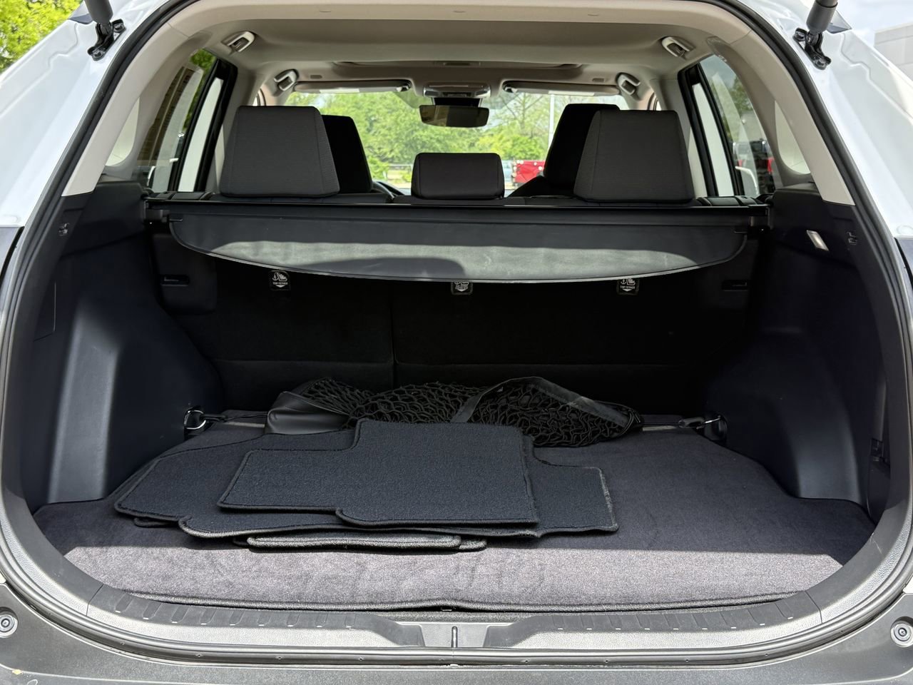 Used 2024 Toyota RAV4 XLE w/ Convenience Package image 28