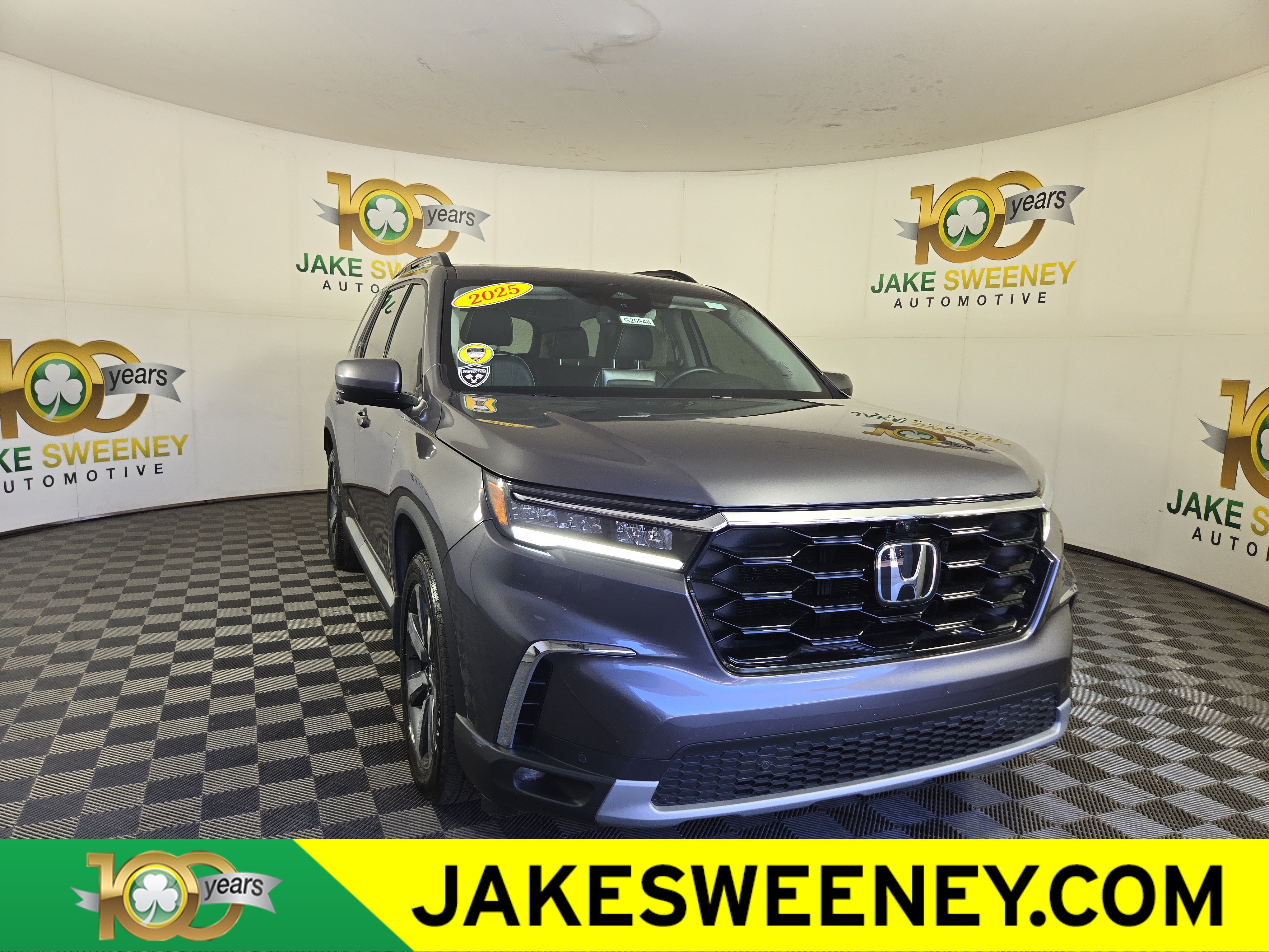 Used 2025 Honda Pilot Elite