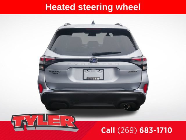 Used 2025 Subaru Forester Touring AWD/4WD image 7