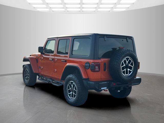 Certified 2025 Jeep Wrangler Unlimited Rubicon w/ Convenience Group AWD/4WD image 5