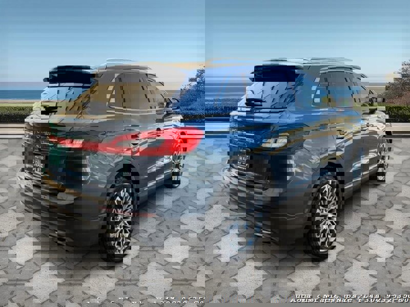 Used 2018 Lincoln MKX Reserve image 10