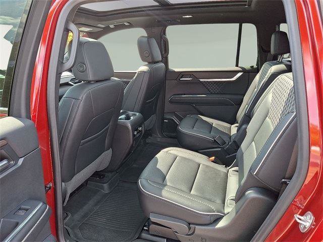 Used 2024 GMC Acadia Denali w/ LPO, Floor Liner Package image 8