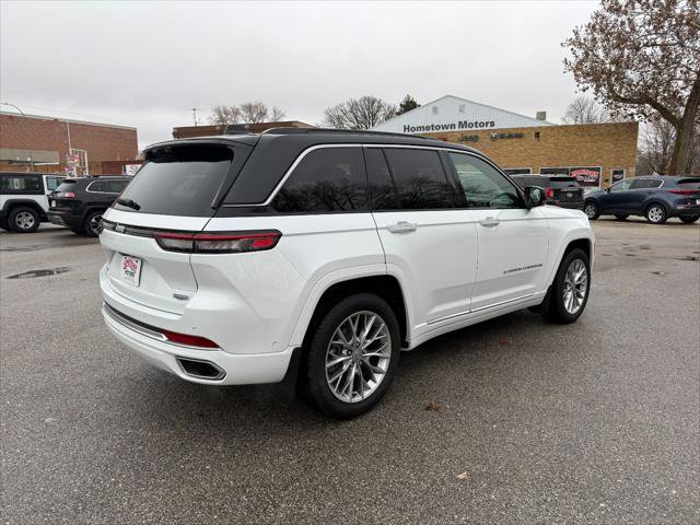 Certified 2025 Jeep Grand Cherokee Summit w/ Adv Protech Group IV image 4