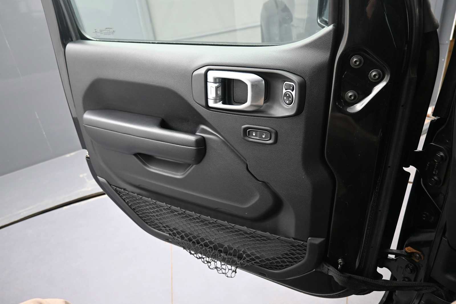 Used 2020 Jeep Wrangler Unlimited Sport S AWD/4WD image 11
