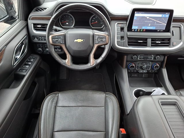 Used 2021 Chevrolet Tahoe High Country w/ Premium Package AWD/4WD image 16