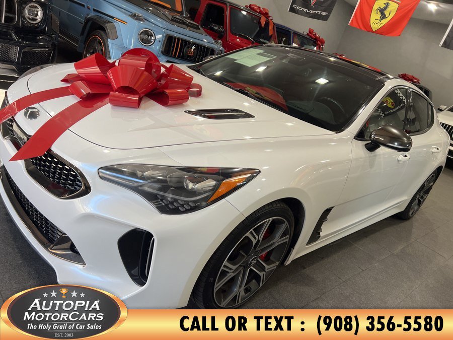 Used 2021 Kia Stinger GT2 image 2