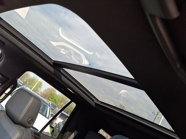 Used 2022 Chevrolet Tahoe LT image 12