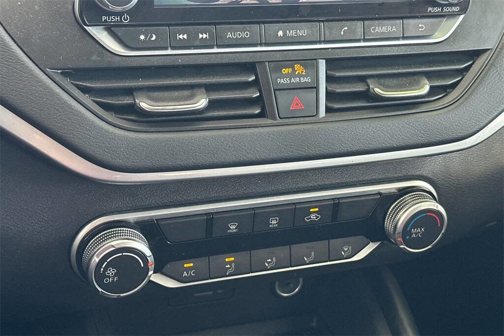 Used 2022 Nissan Altima 2.5 SR image 19