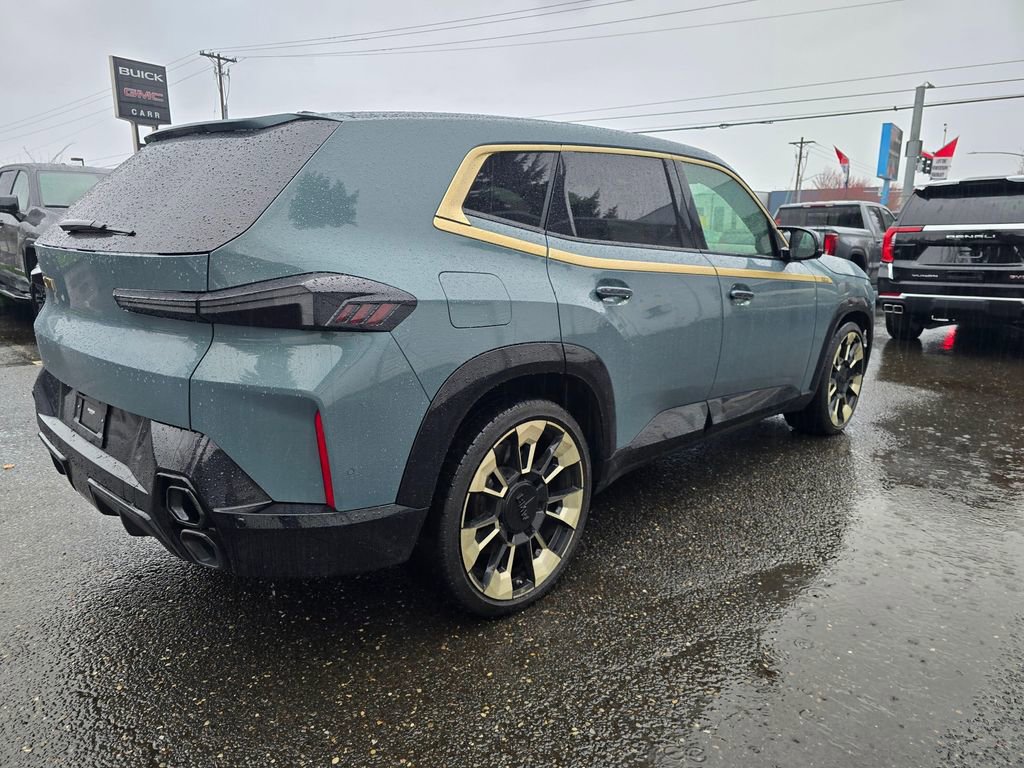 Used 2023 BMW XM image 3