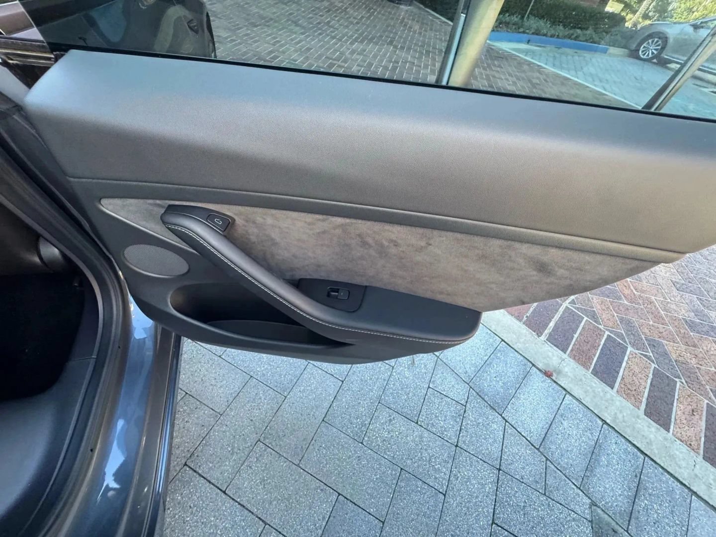 Used 2023 Tesla Model 3 Standard Range RWD image 23