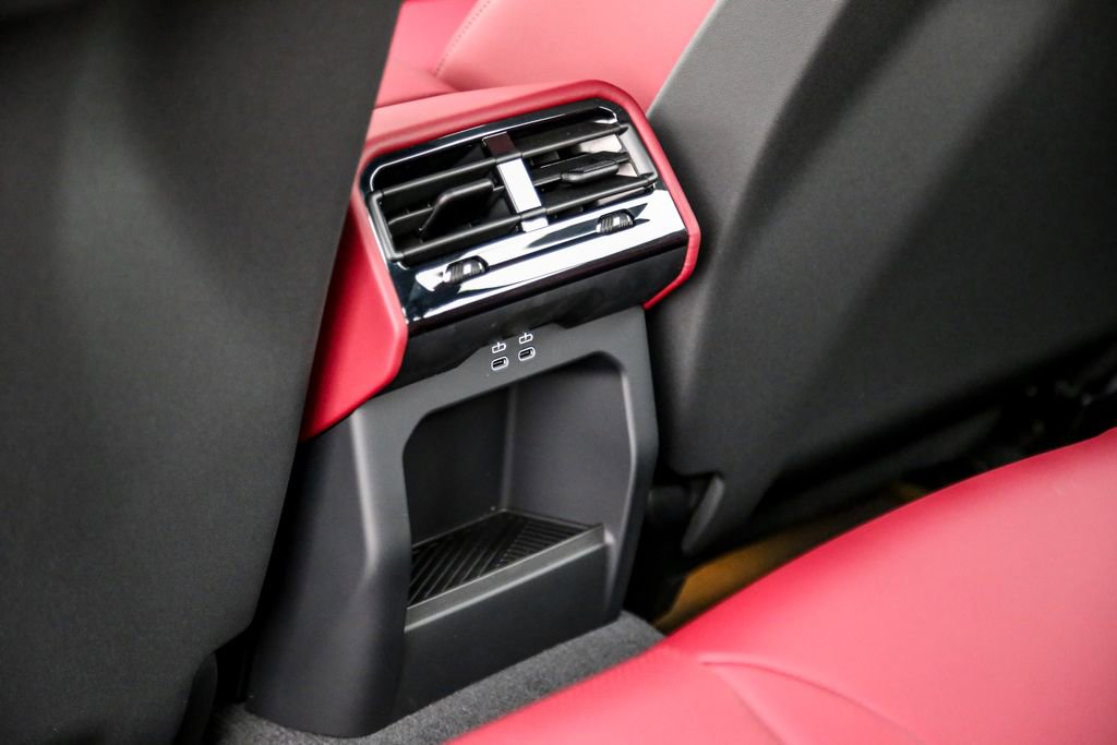 New 2026 BMW 530i xDrive w/ M Sport Package image 24