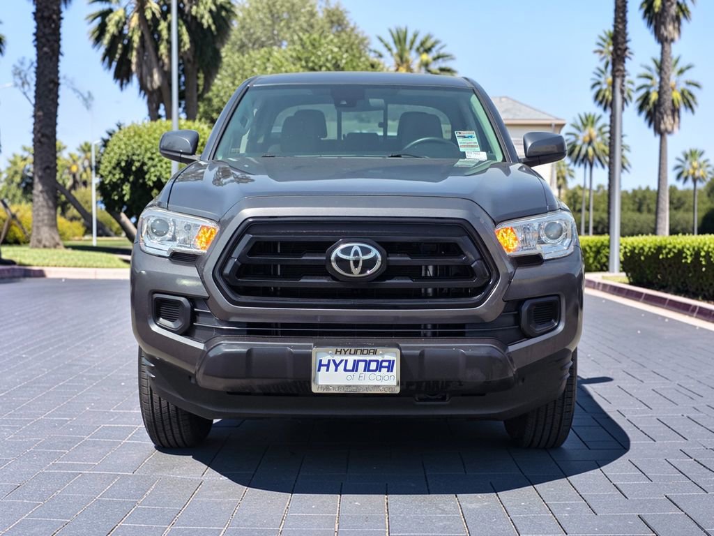 Used 2022 Toyota Tacoma SR image 3