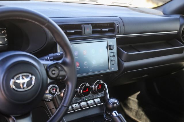 Used 2023 Toyota GR86 Premium w/ ALL Weather Mat Package (TMS) image 14