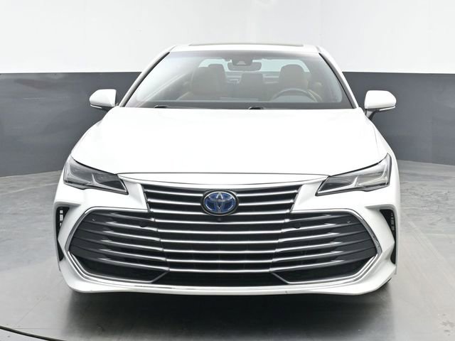 Used 2020 Toyota Avalon Limited w/ Advanced Safety Package FWD image 3