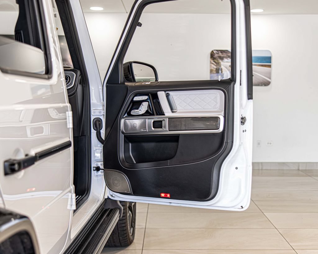 Used 2025 Mercedes-Benz G 63 AMG 4MATIC image 43
