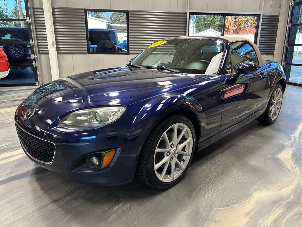 Used 2009 MAZDA MX-5 Miata Grand Touring RWD image 32
