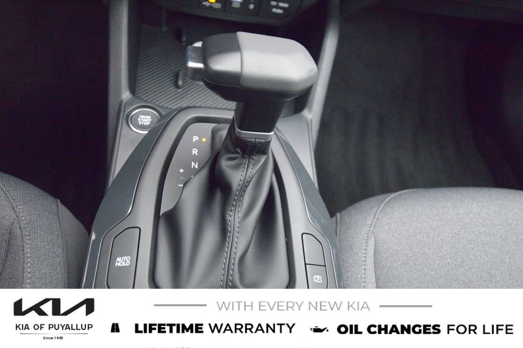 New 2025 Kia K4 EX image 24