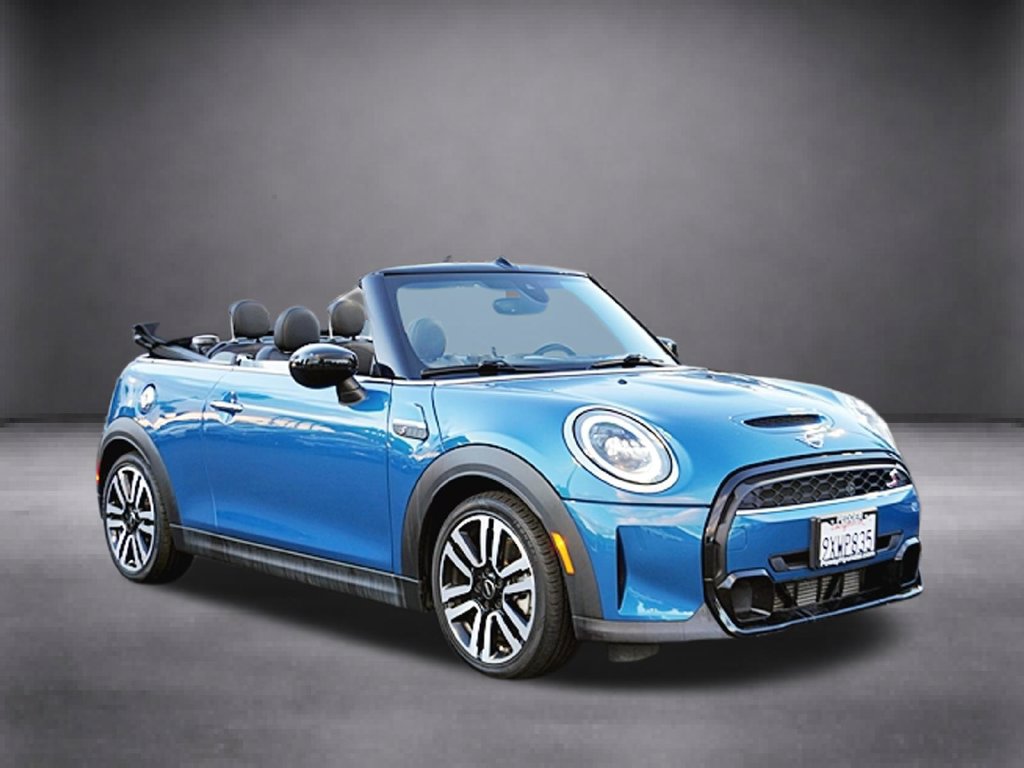 Used 2024 MINI Cooper S FWD image 2