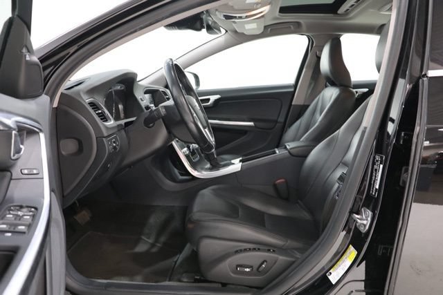 Used 2015 Volvo S60 T5 Platinum w/ Climate Package FWD image 16