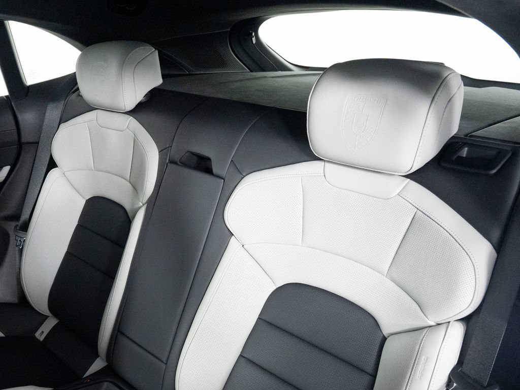 Certified 2022 Porsche Taycan 4S AWD/4WD image 45