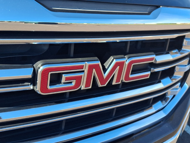 Used 2017 GMC Sierra 1500 SLT w/ SLT Preferred Package AWD/4WD image 5