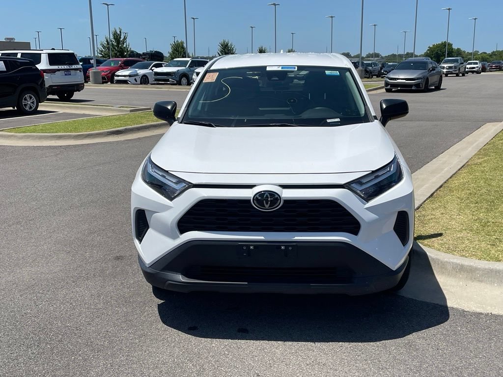 Used 2023 Toyota RAV4 LE FWD image 2