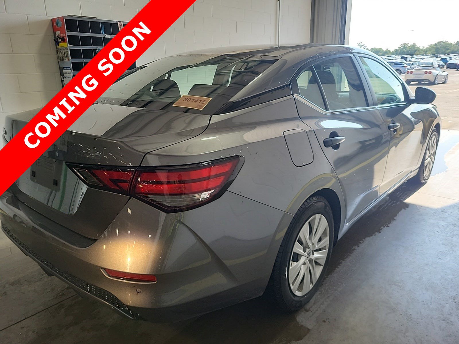 Used 2024 Nissan Sentra S FWD image 3
