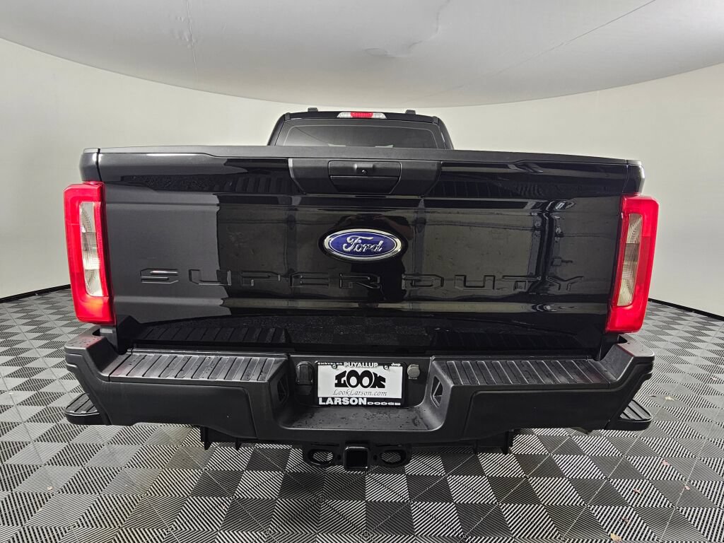 Used 2023 Ford F350 XL w/ XL Off-Road Package AWD/4WD image 5