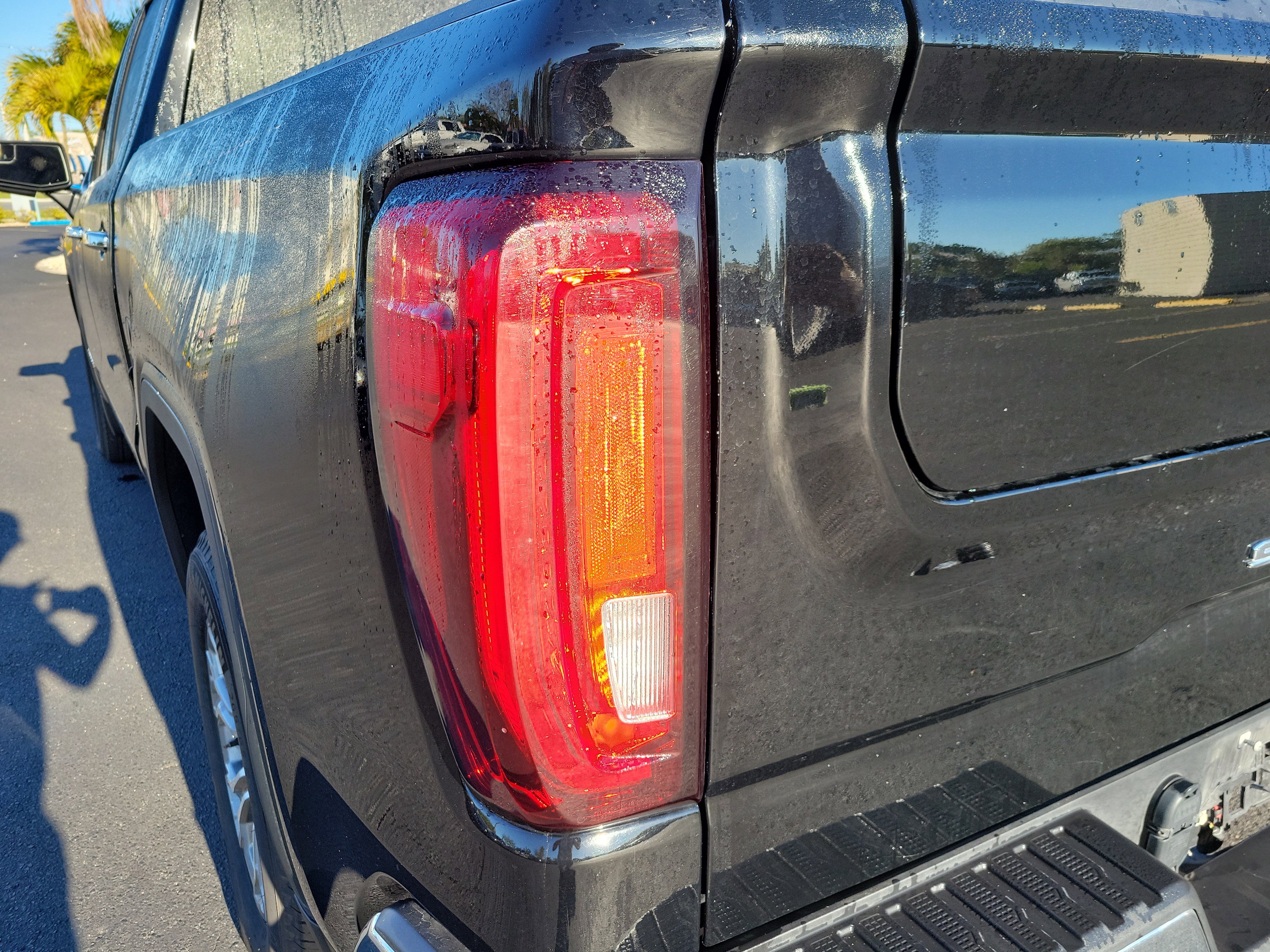 Used 2025 GMC Sierra 1500 SLT RWD image 12