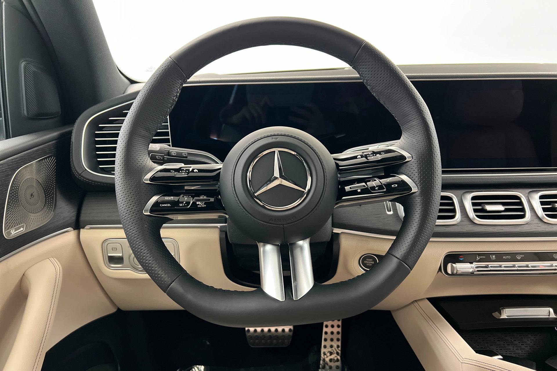 New 2026 Mercedes-Benz GLS 580 4MATIC image 12