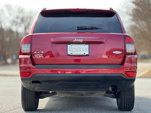 Used 2016 Jeep Compass Latitude image 6