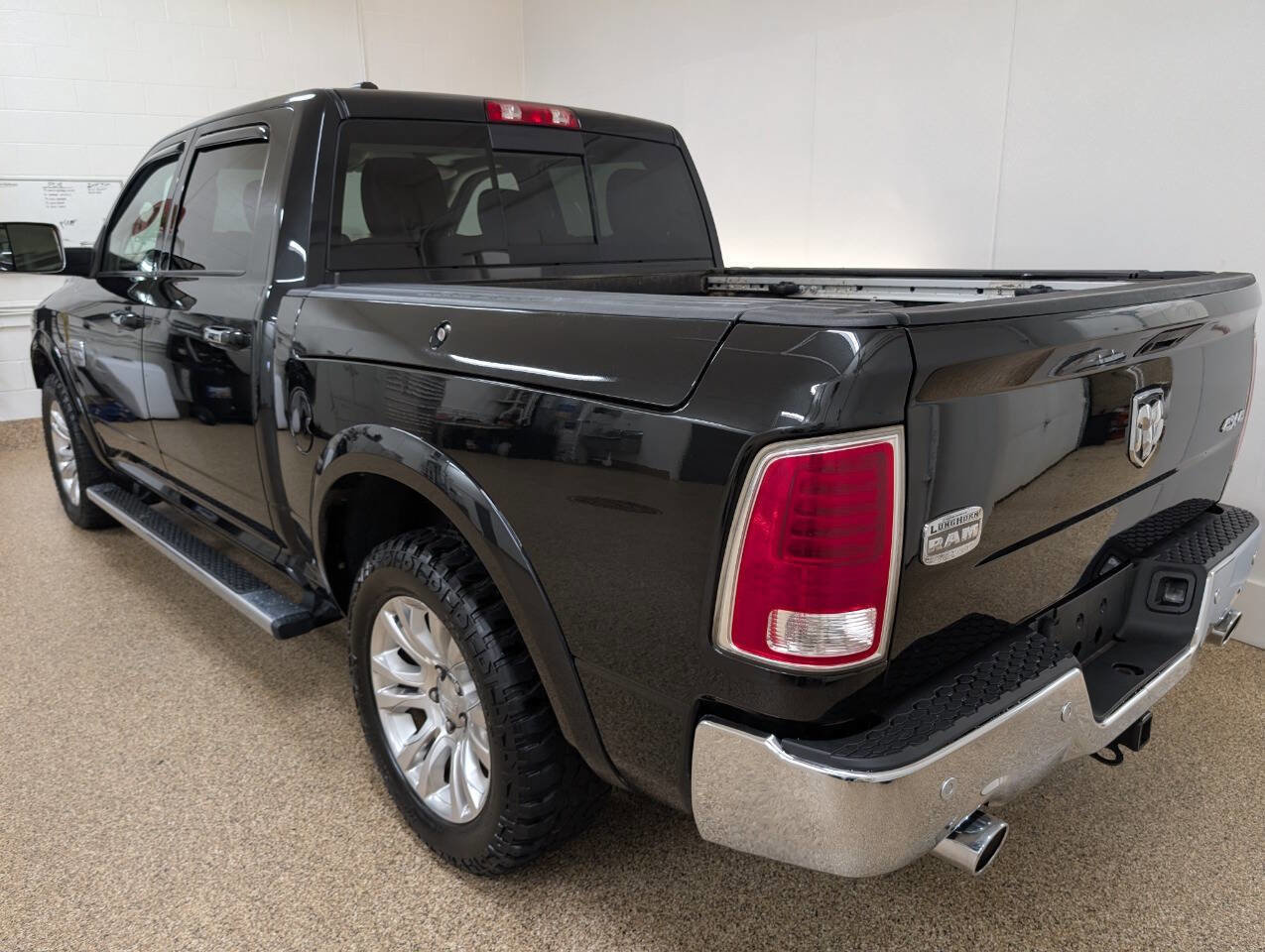Used 2015 RAM 1500 Laramie Longhorn image 2