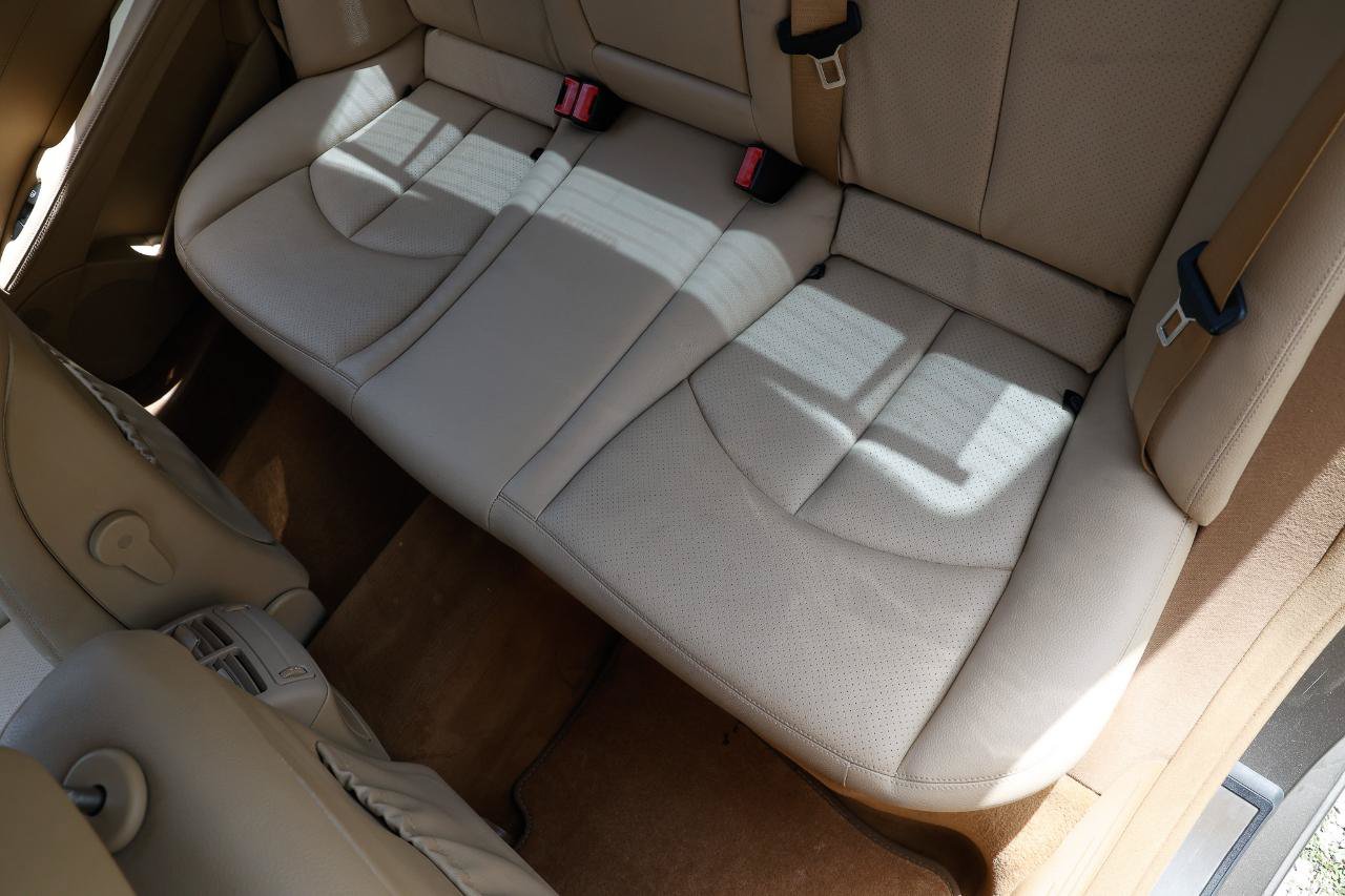 Used 2009 Mercedes-Benz E 350 Sedan w/ Premium 1 Pkg image 10