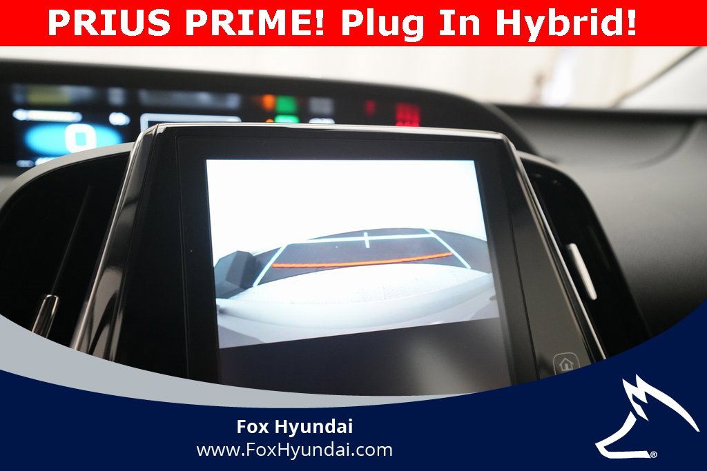 Used 2021 Toyota Prius Prime Limited w/ Carpet Mat Package (TMS) image 19