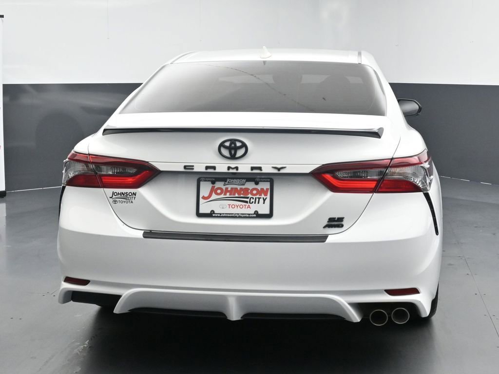 Used 2024 Toyota Camry SE w/ Blackout Package (TMS) AWD/4WD image 8