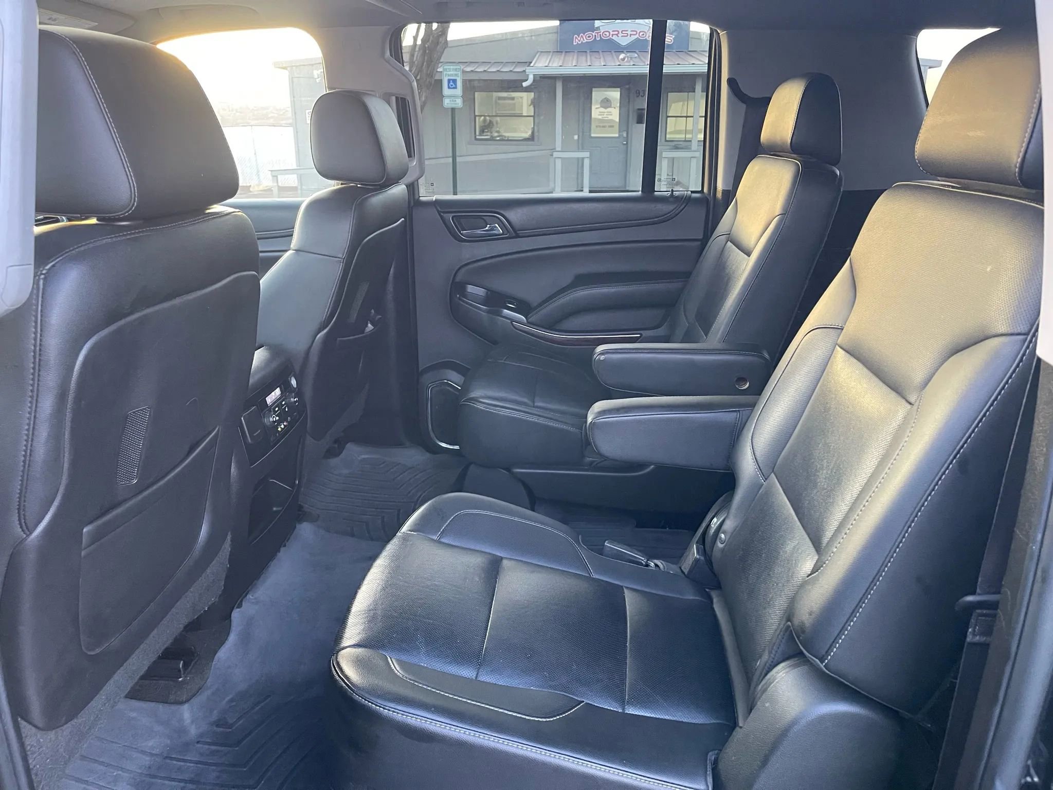 Used 2015 GMC Yukon XL SLT w/ Open Road Package image 20