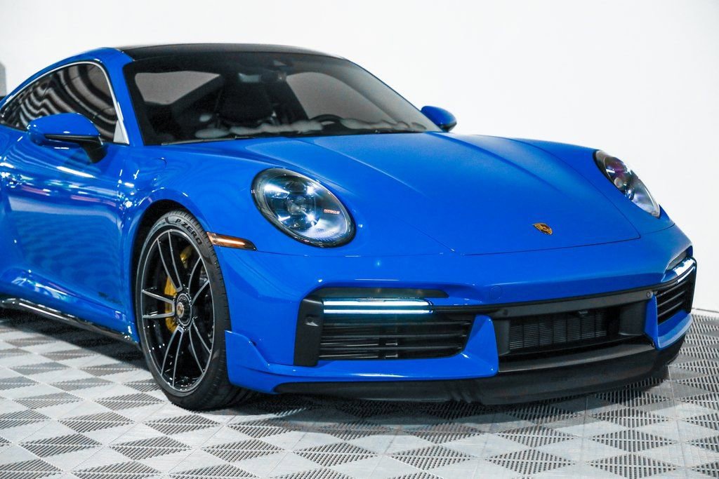 Used 2022 Porsche 911 Turbo S image 9