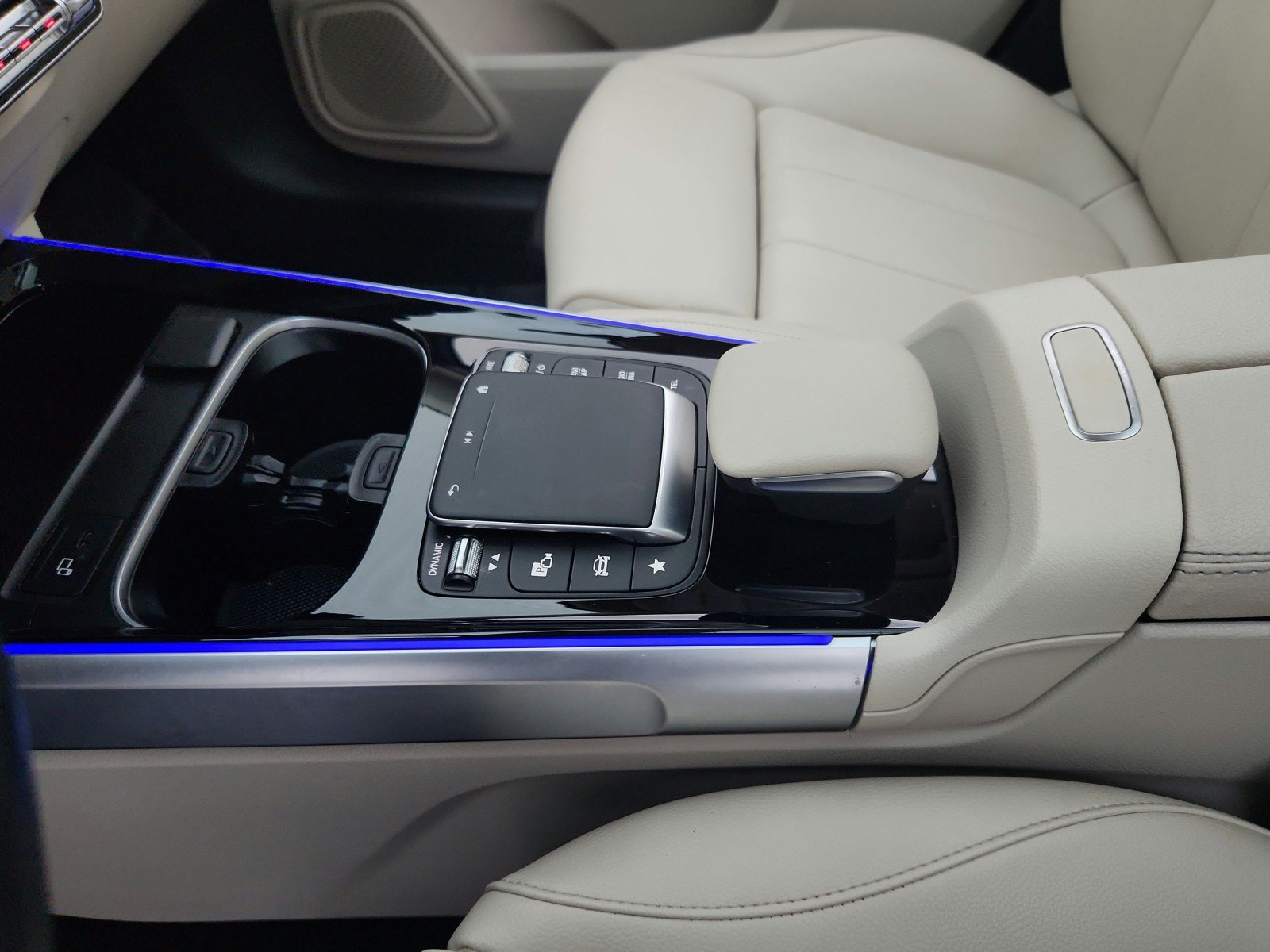 Certified 2023 Mercedes-Benz GLB 250 image 18