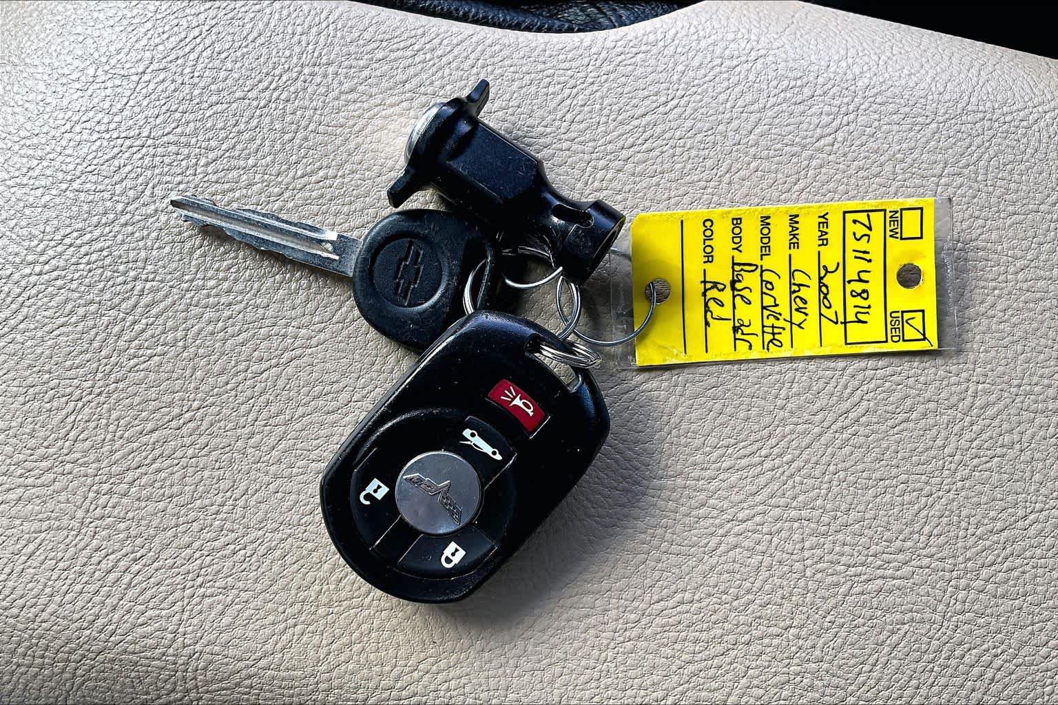 Used 2007 Chevrolet Corvette Coupe w/ Preferred Equipment Group RWD image 14