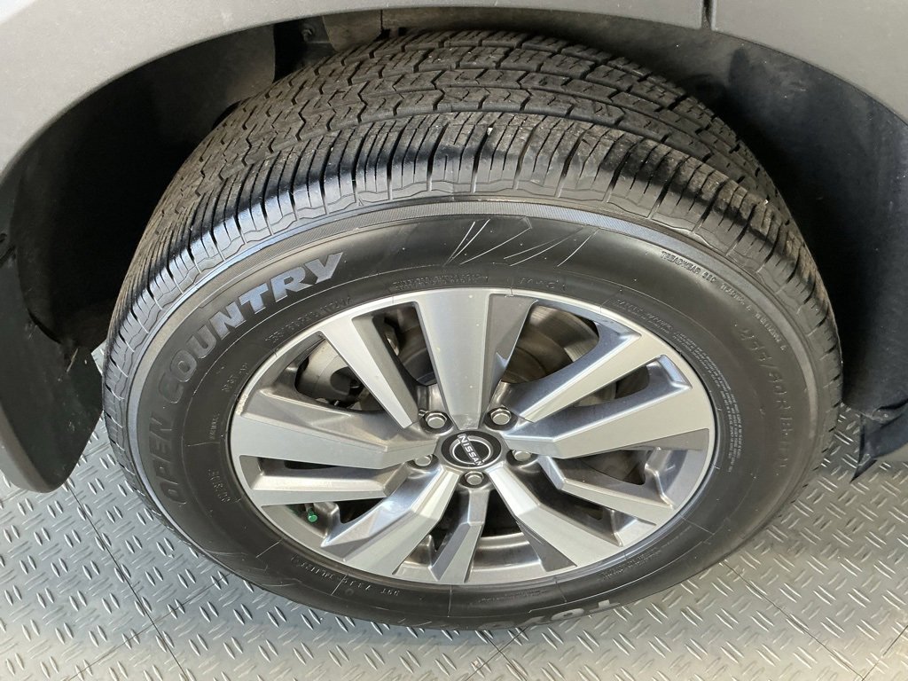 Used 2023 Nissan Pathfinder SL w/ Lighting Package (N92) image 37