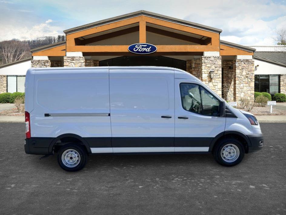 New 2024 Ford Transit 250 148 Medium Roof w/ Load Area Protection Package RWD image 3