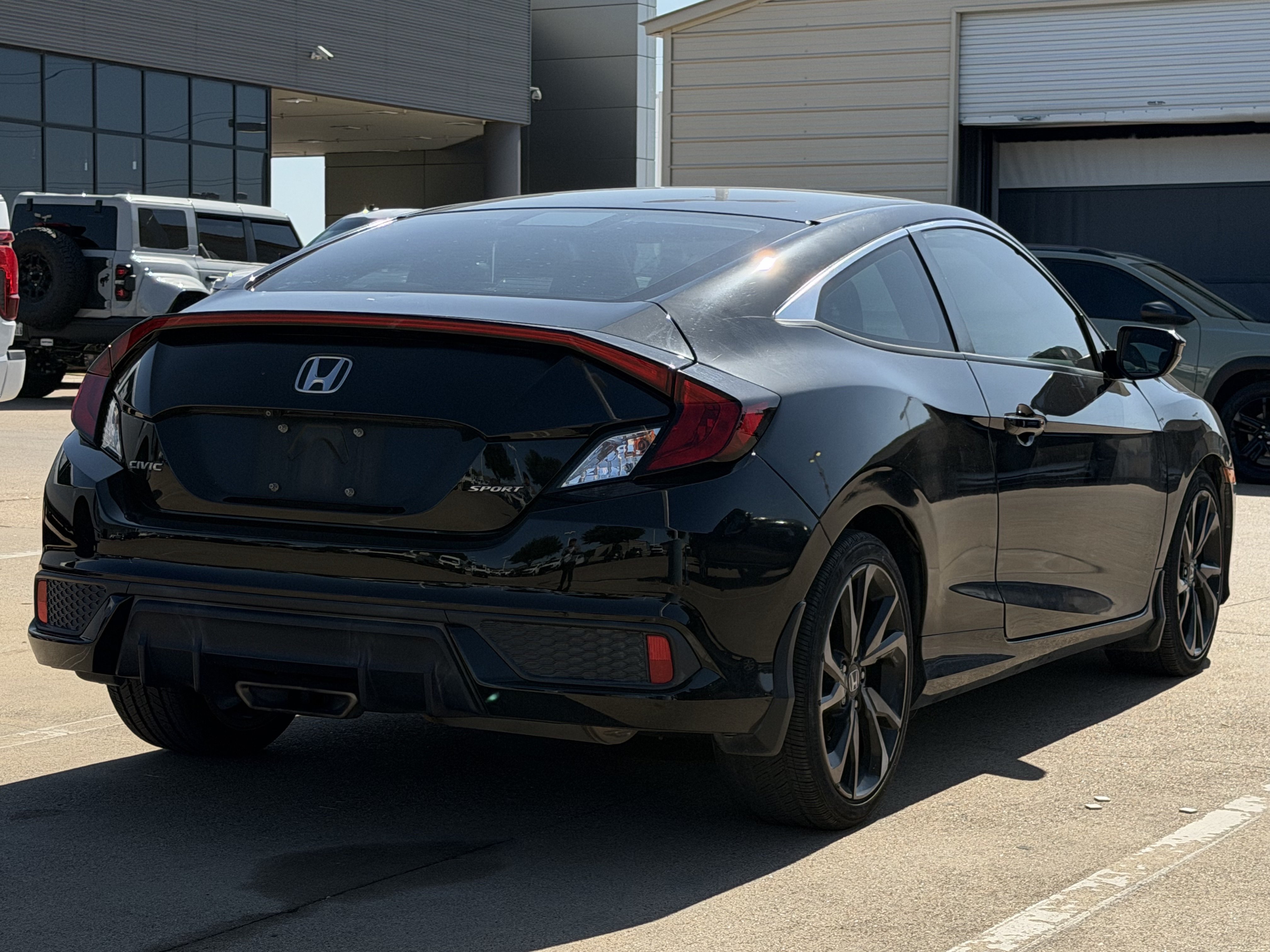 Used 2020 Honda Civic Sport image 7