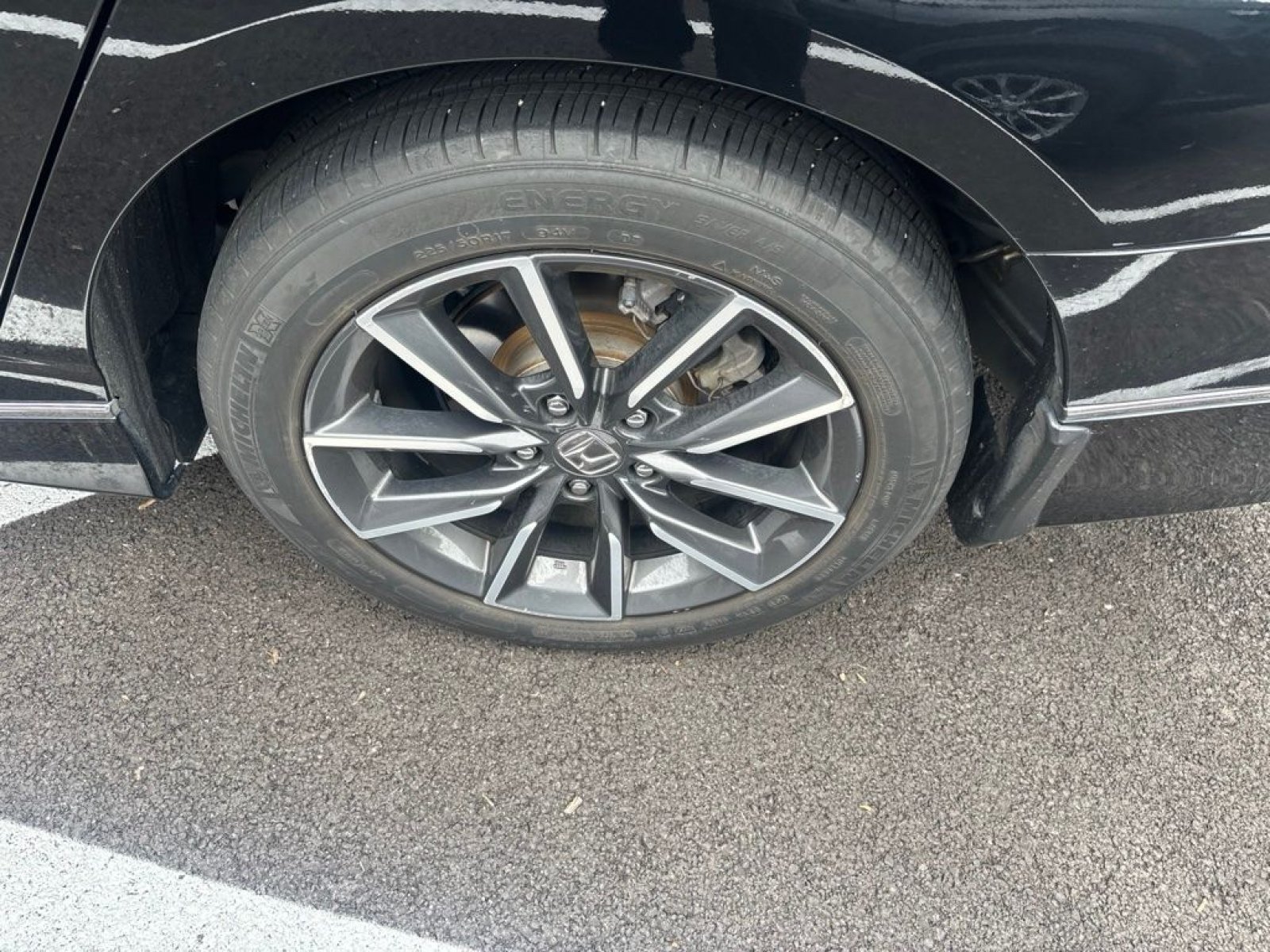 Used 2022 Honda Accord EX-L image 11