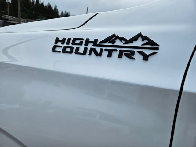 Used 2023 Chevrolet Tahoe High Country AWD/4WD image 11